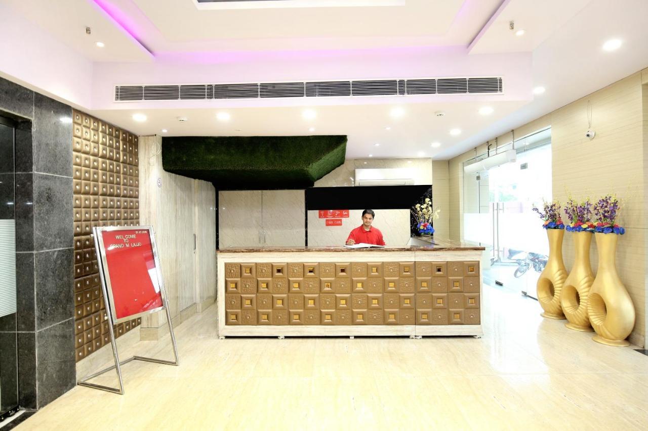 โรงแรมแกรนด์ เอ็ม ลัชโช ลูดิฮานา ภายนอก รูปภาพ